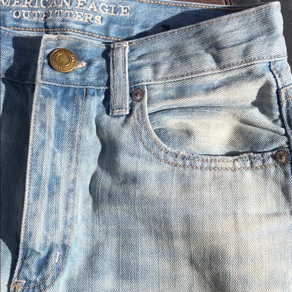 American Eagle Vintage Hi-Rise Jeans